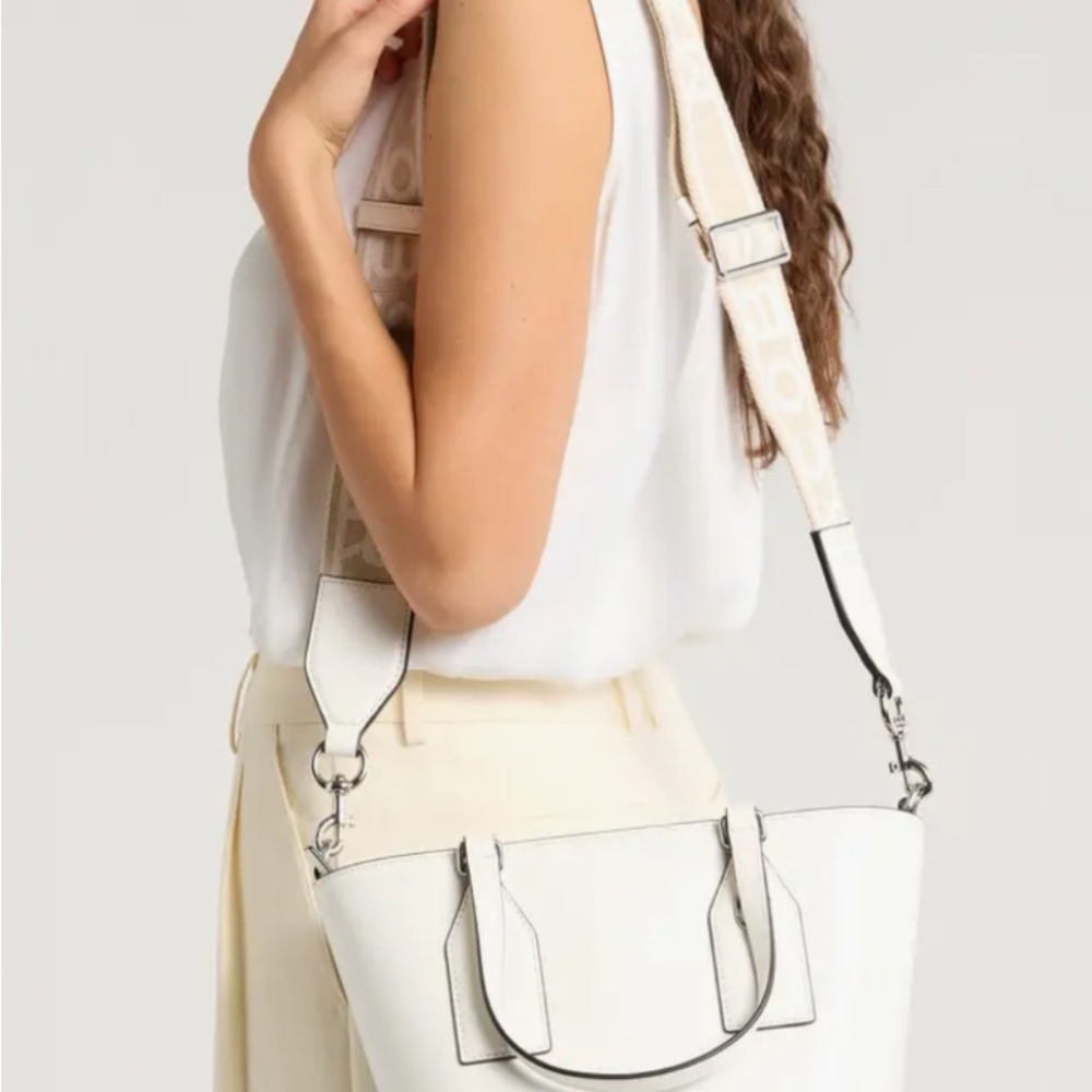 Marc Jacobs Leather Tote Handbag Purse - NEW with Tags + Receipt 🤍 - Picture 7 of 7